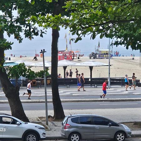 Leme de frente para o mar na Quadra Gourmet da Atlântica Rio de Janeiro Exterior foto